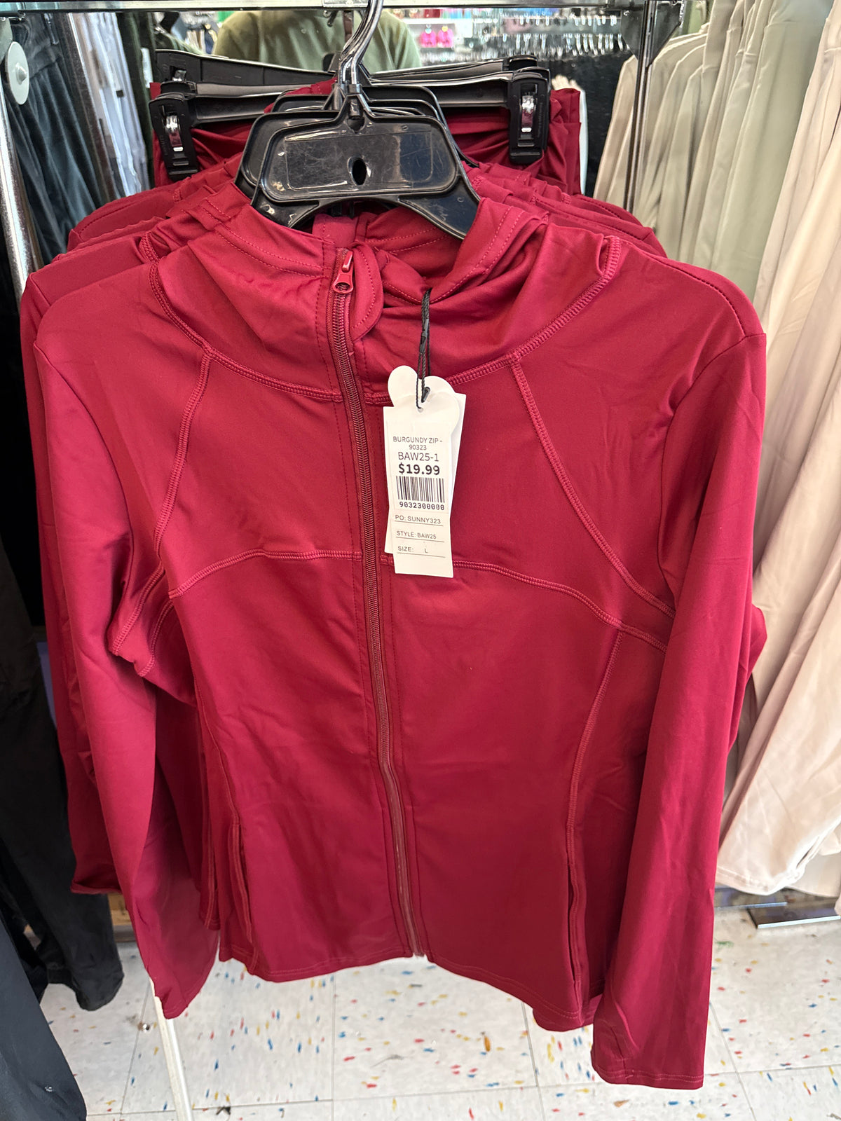 BURGUNDY ZIP - 90323